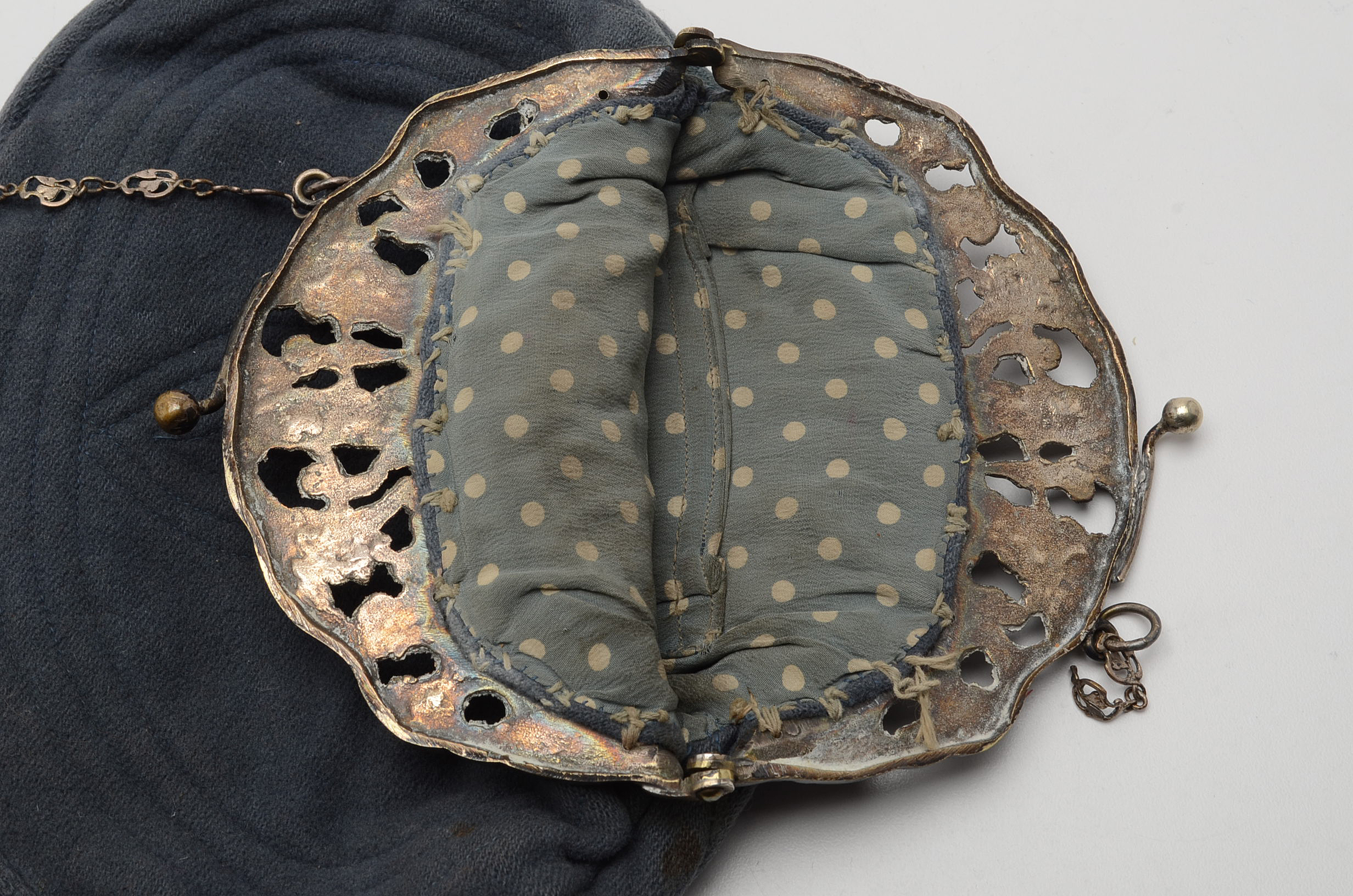 Antique Sterling Silver Mesh Clutch Purse and Clutch Handbag