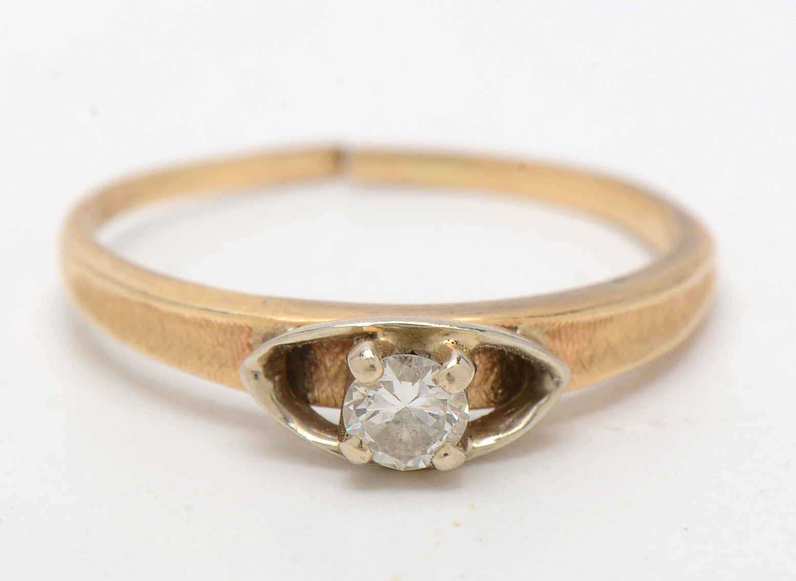 Vintage 14K Yellow Gold Solitaire Diamond Bridal Ring Set