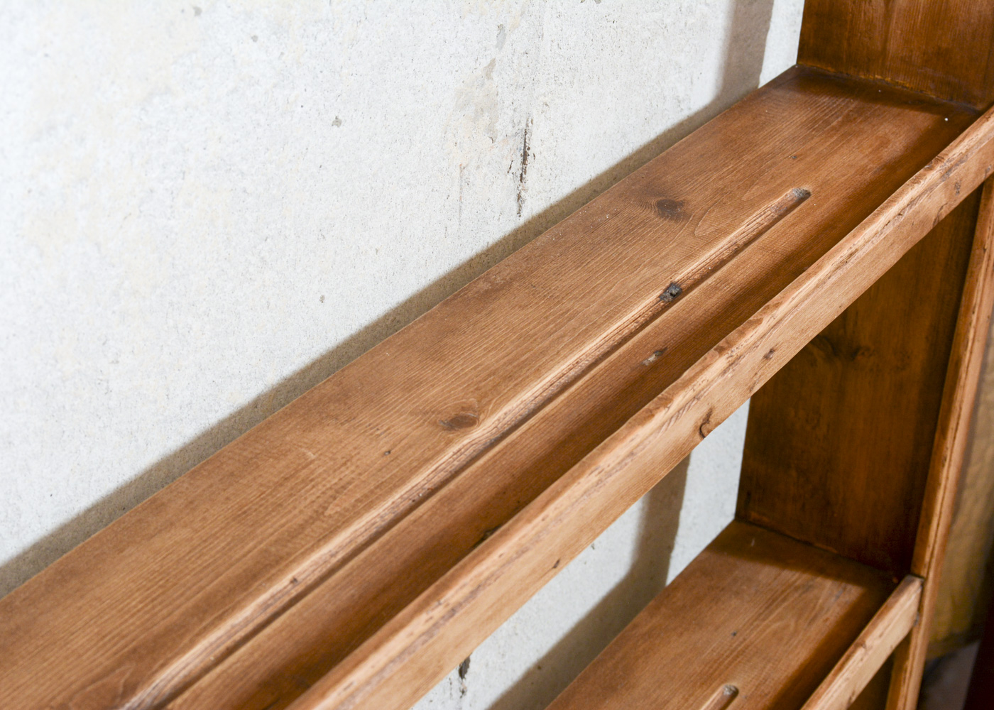 Antique Wall Mount Pine Plate Rack