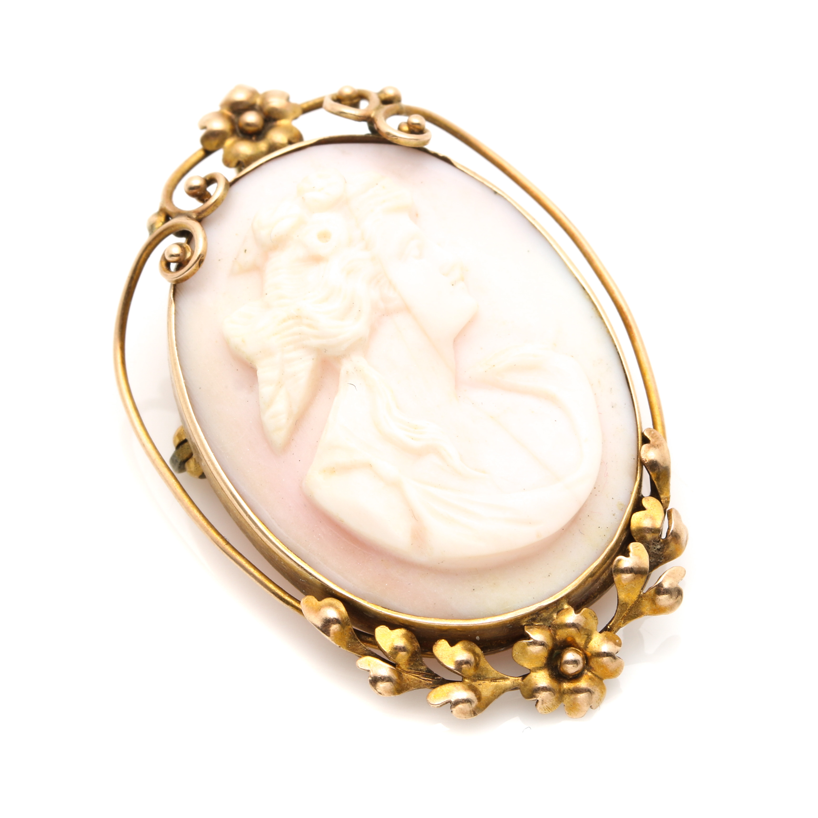 Arts and Crafts 10K Yellow Gold Cameo