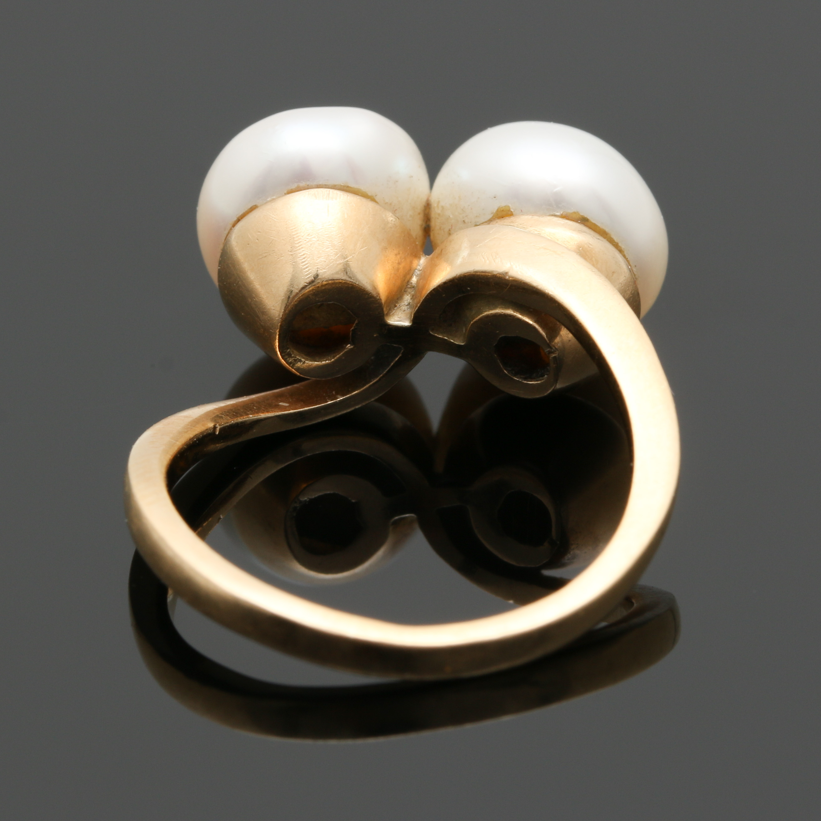 18K Yellow Gold Cultured Pearl Ring