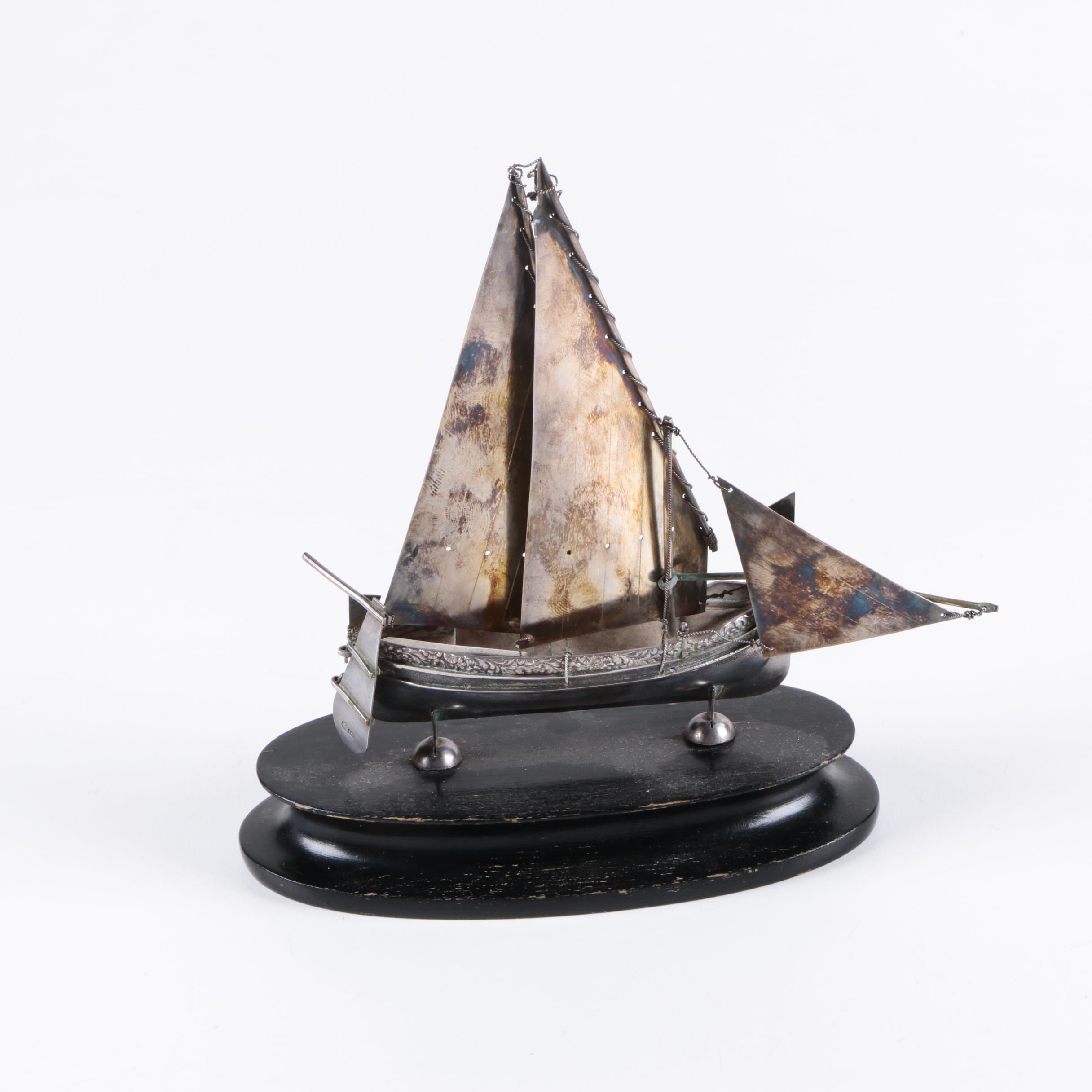 Malta 917 Silver Model Sailboat