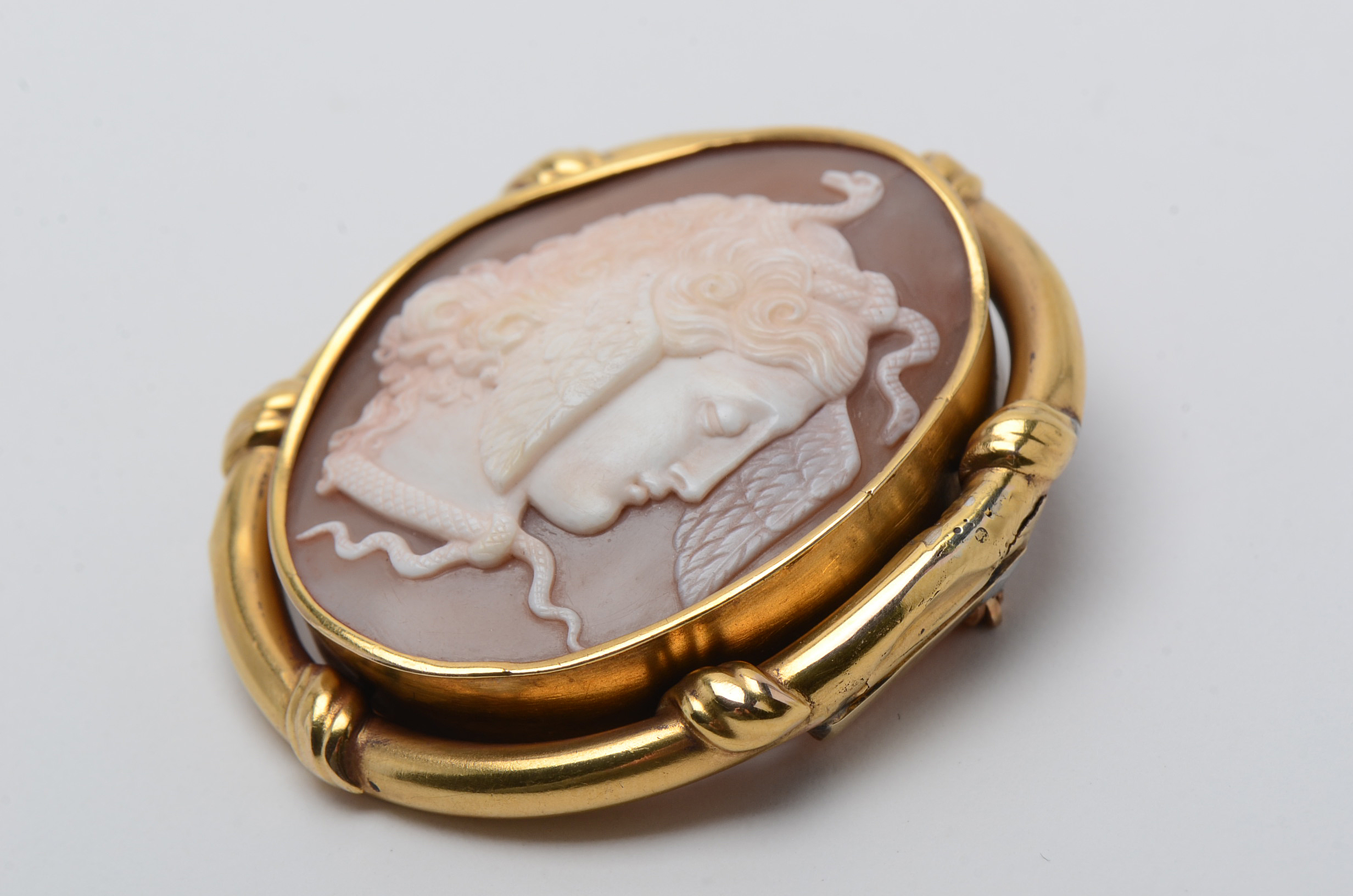 Victorian 14K Yellow Gold "Medusa" Cameo Brooch