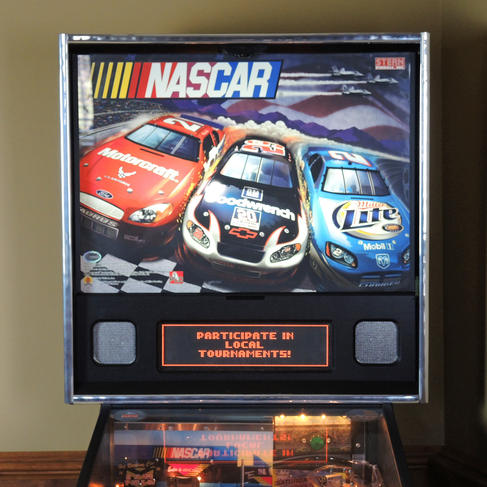 Stern "NASCAR" Pinball Machine