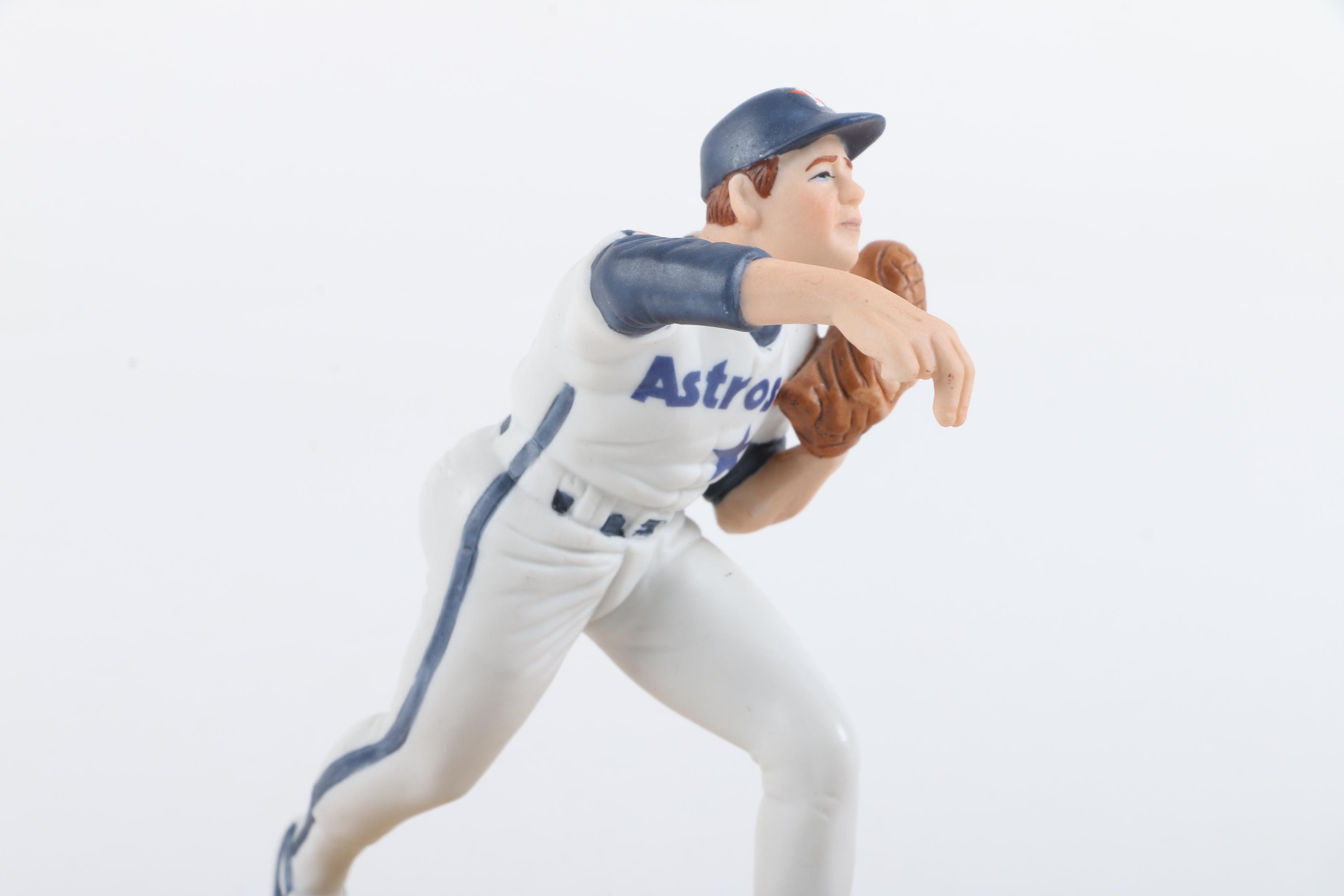 Limited Edition Nolan Ryan "300 Wins" Figurine COA
