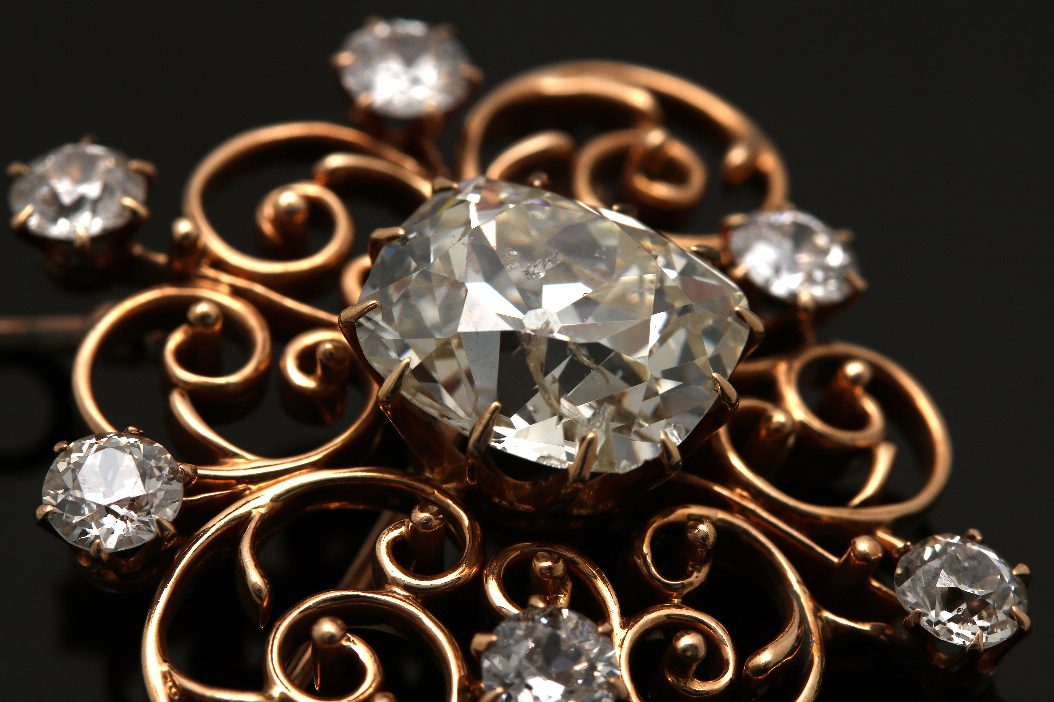 14K Yellow Gold 9.57 CTW Diamond Brooch Pendant Including GIA Report