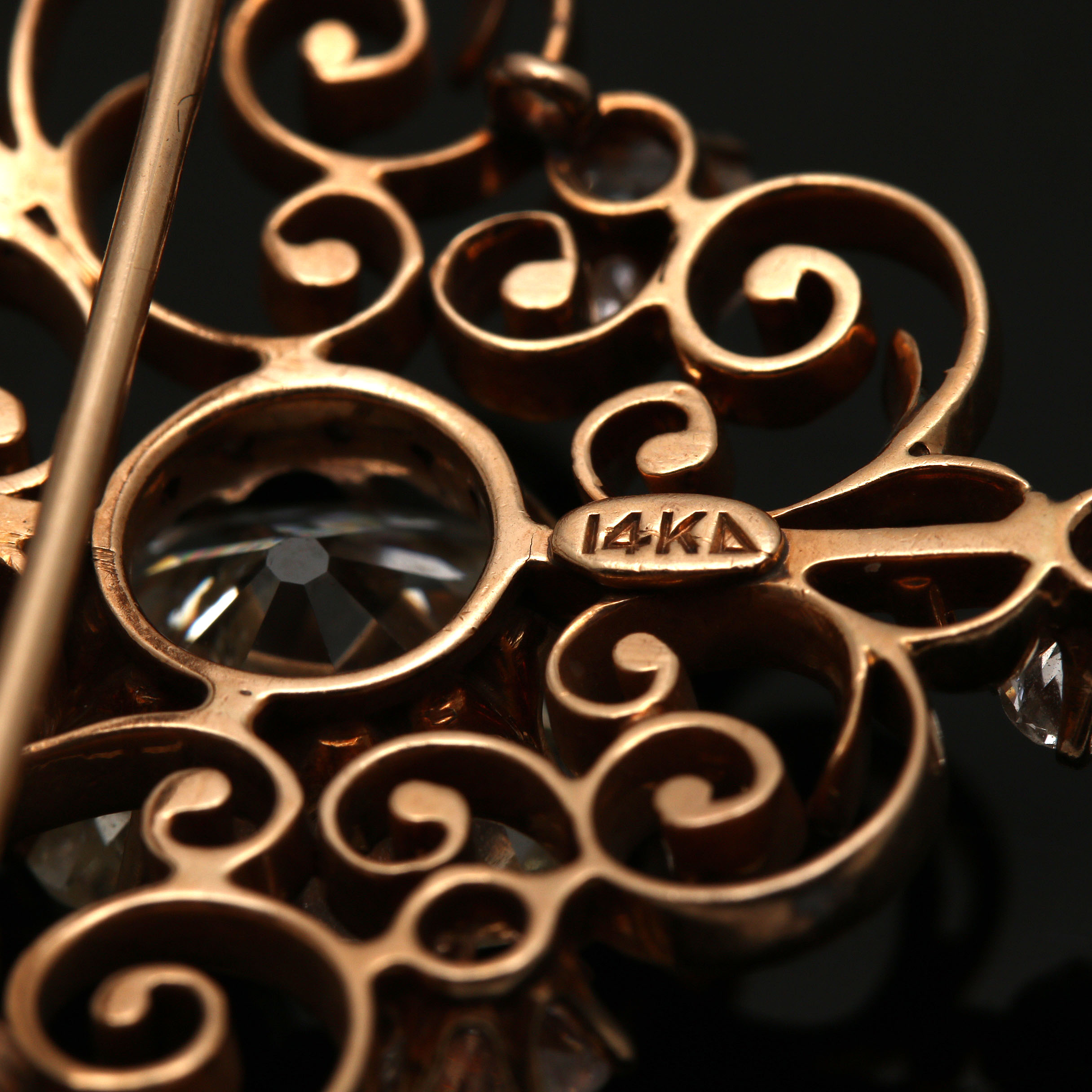 14K Yellow Gold 9.57 CTW Diamond Brooch Pendant Including GIA Report