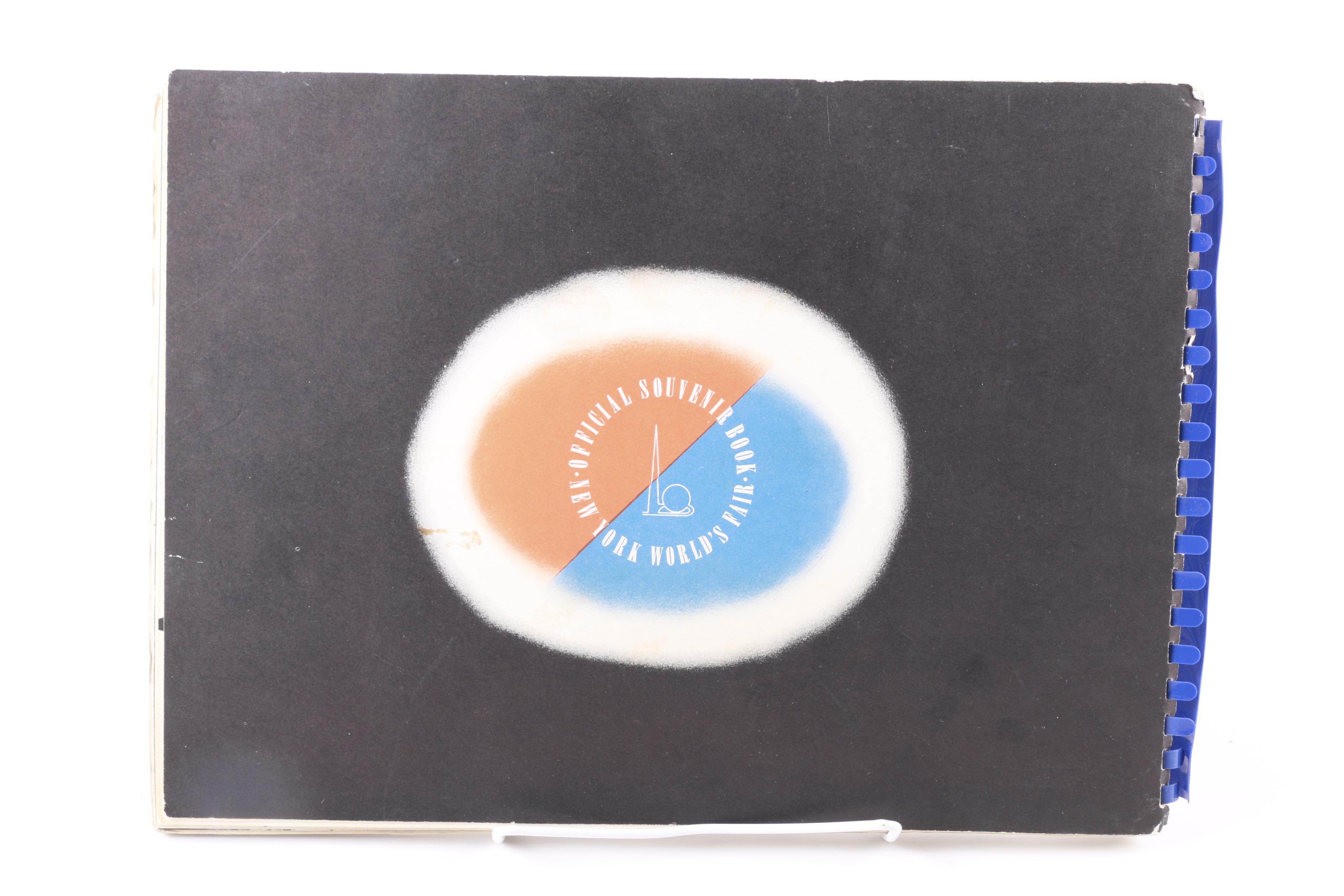 1939 "Official Souvenir Book New York World's Fair 1939"