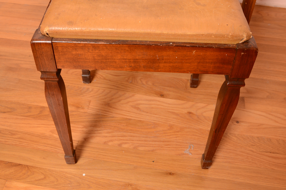 Vintage Singer Fashion Mate Sewing Machine and Table