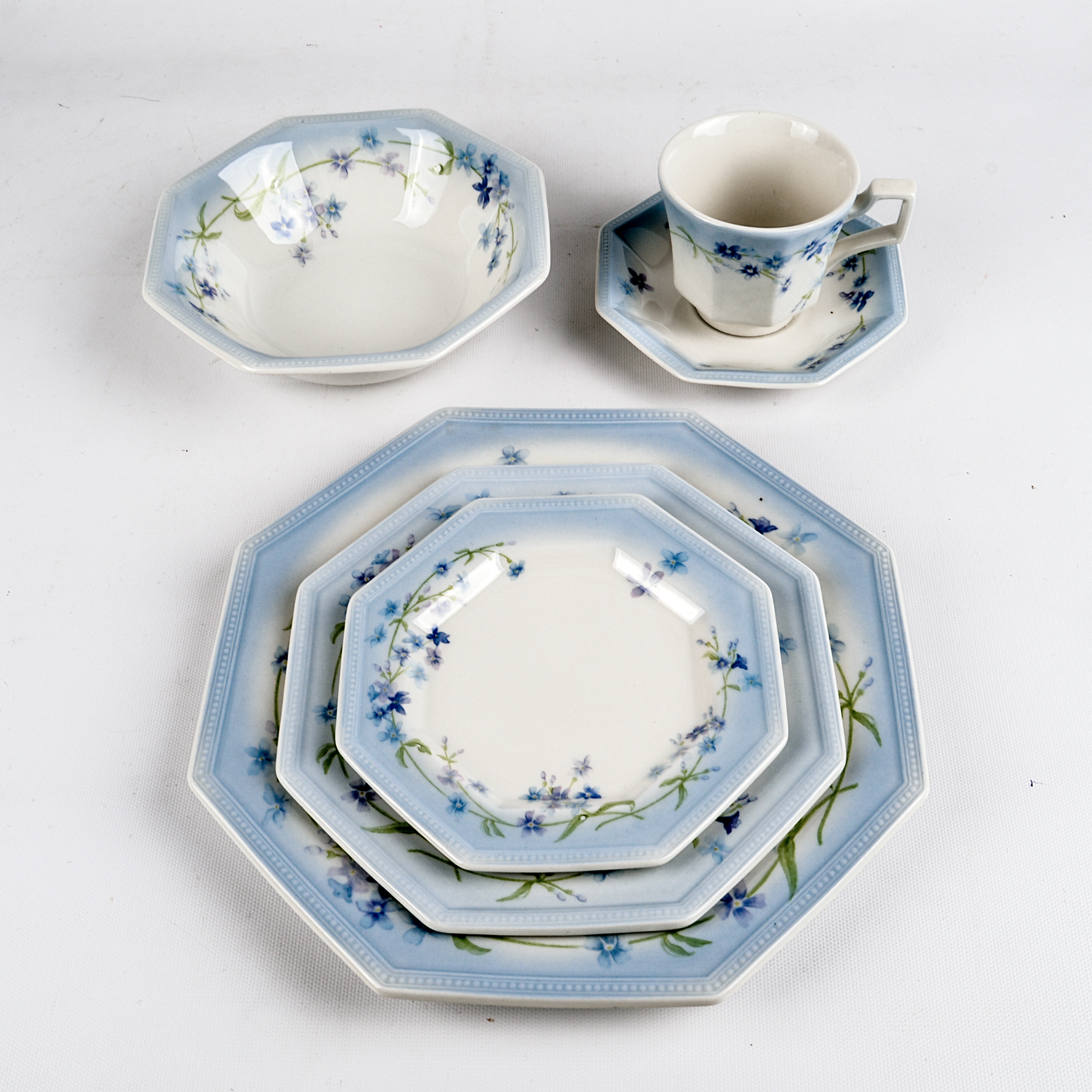 PRIORITY-"Blue Flowers" English China Tableware, Circa 1940s