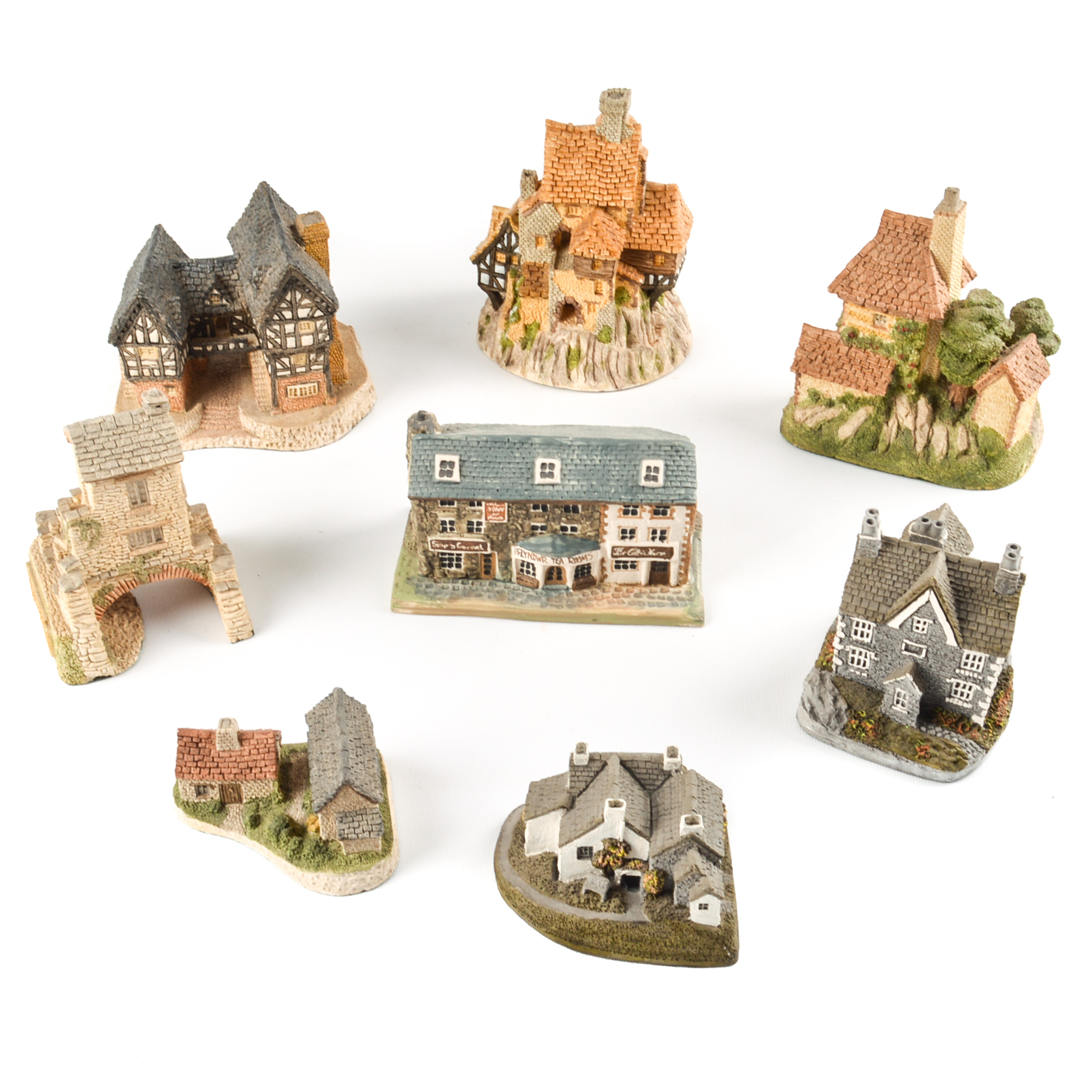 David Winter Cottage Figurines