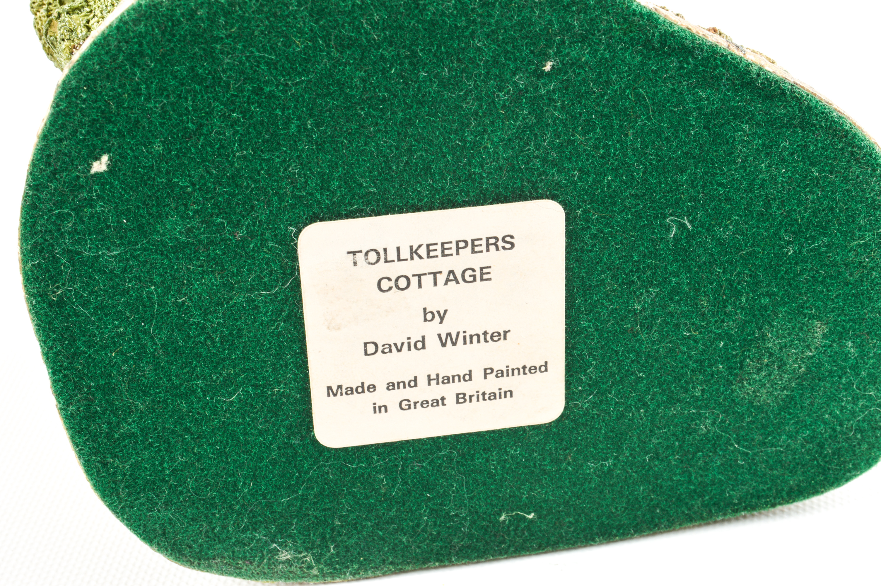 David Winter Cottage Figurines