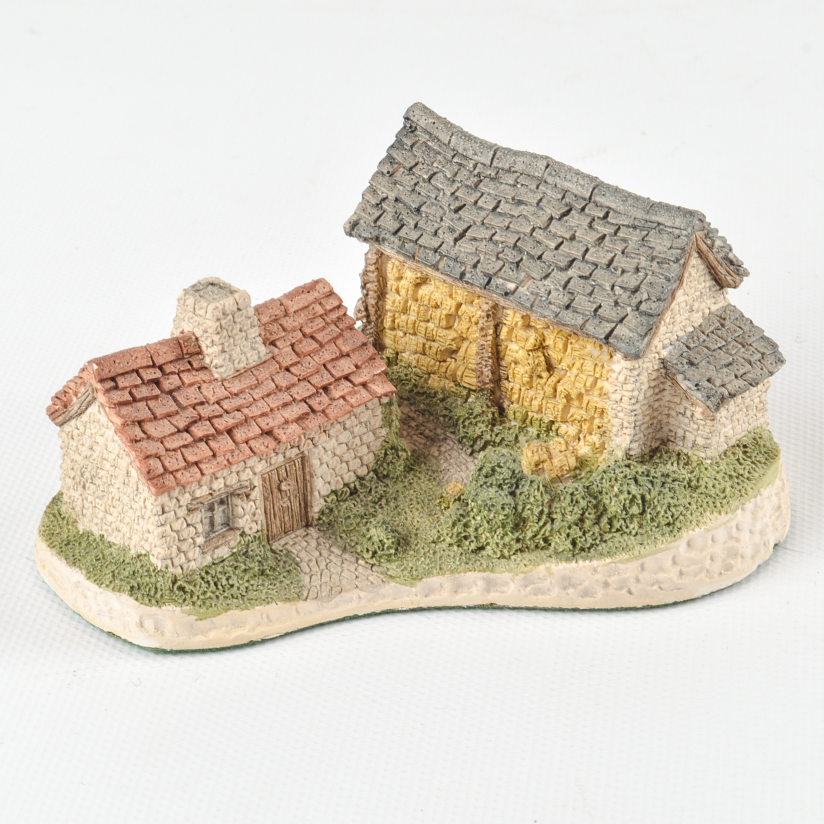David Winter Cottage Figurines