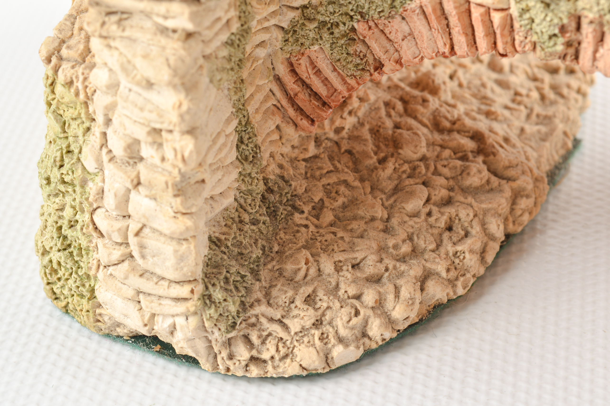 David Winter Cottage Figurines