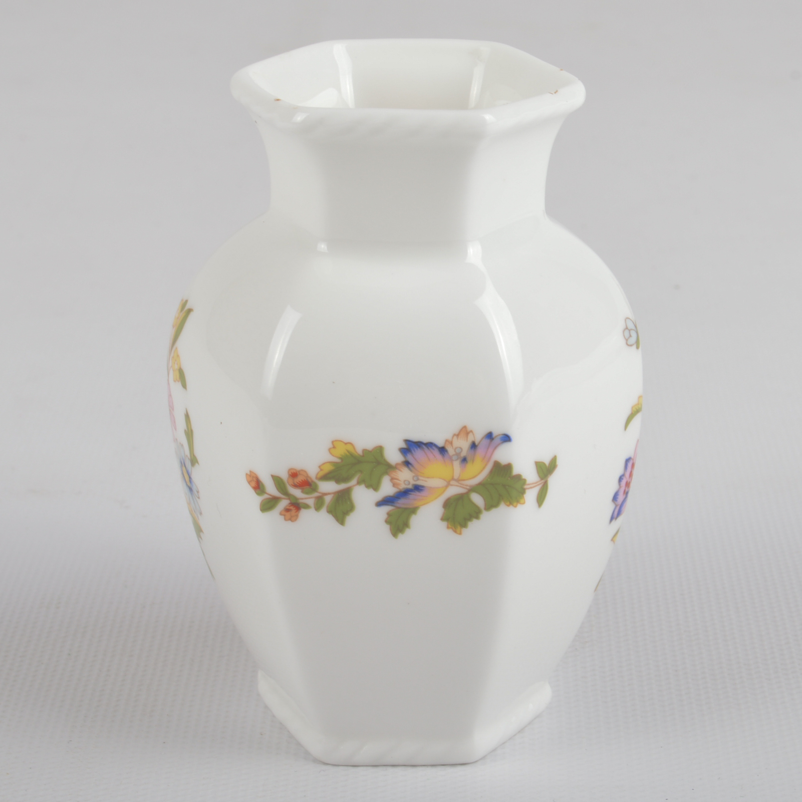 Aynsley and Wedgwood English Fine Bone China Decor