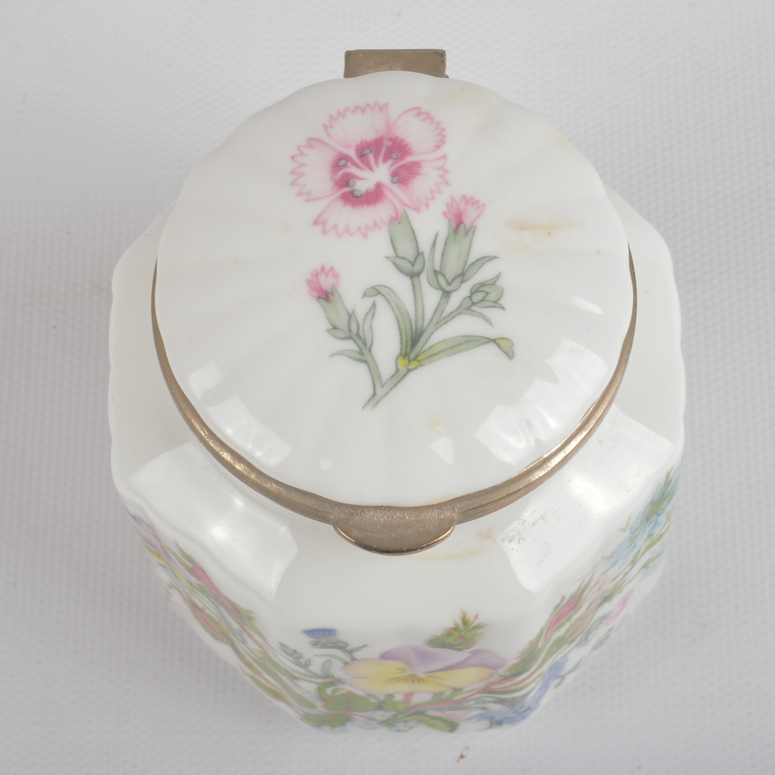 Aynsley and Wedgwood English Fine Bone China Decor
