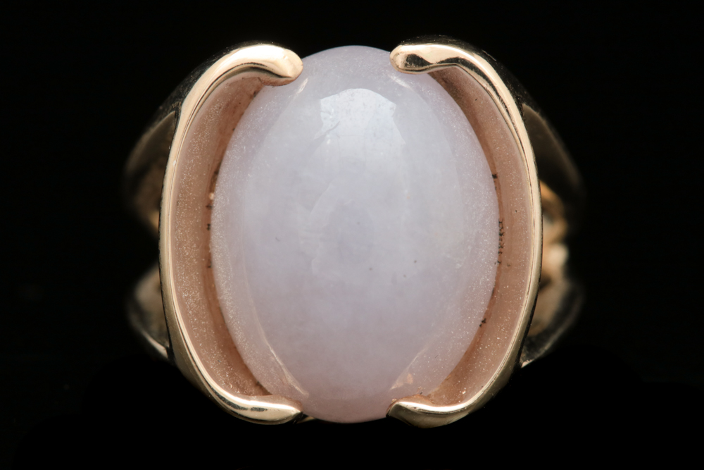 14K Yellow Gold and Purple Jadeite Ring