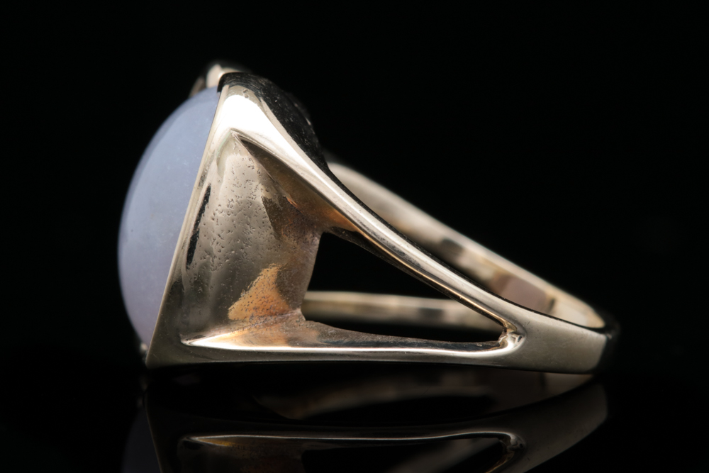 14K Yellow Gold and Purple Jadeite Ring