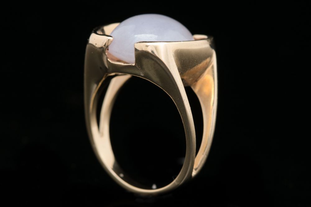 14K Yellow Gold and Purple Jadeite Ring