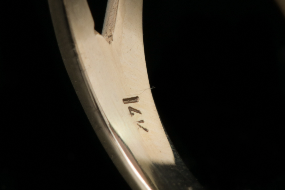 14K Yellow Gold and Purple Jadeite Ring