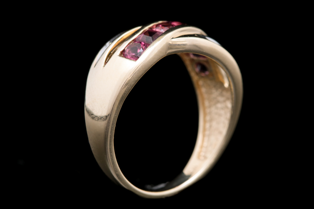 10K Yellow Gold, Garnet and Diamond Ring