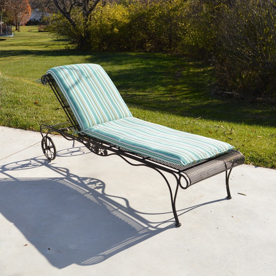 Wrought Iron Patio Chaise Lounge Chair
