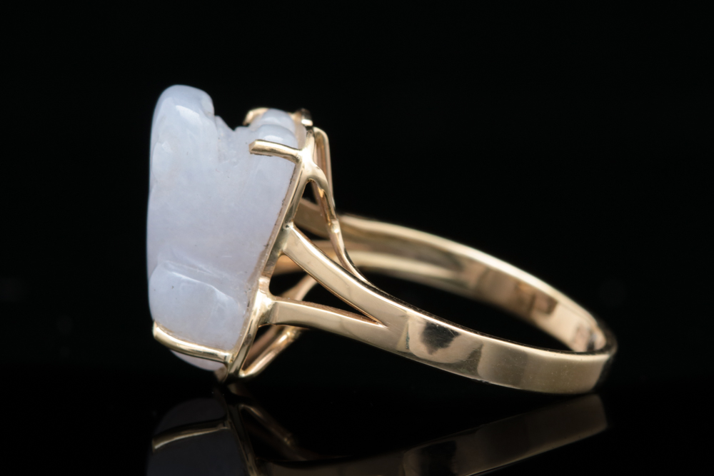 14K Yellow Gold and Carved Purple Jadeite Frog Ring