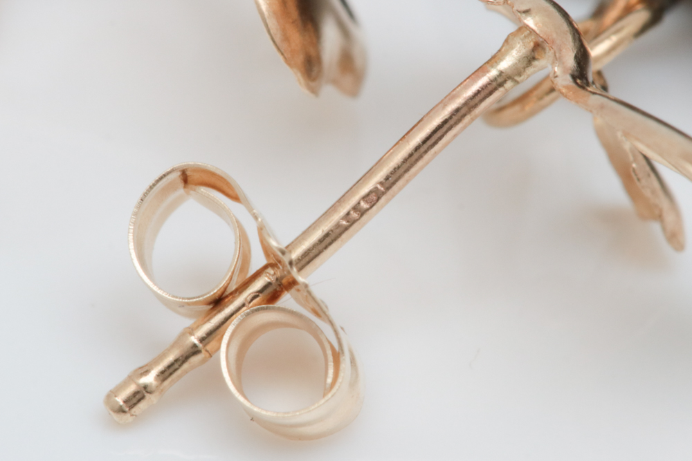 14K Yellow Gold and Black Chalcedony Heart Dangle Earrings