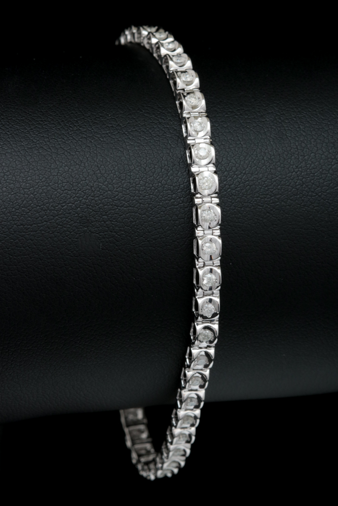 10K White Gold and 1.00 CTW Diamond Tennis Bracelet