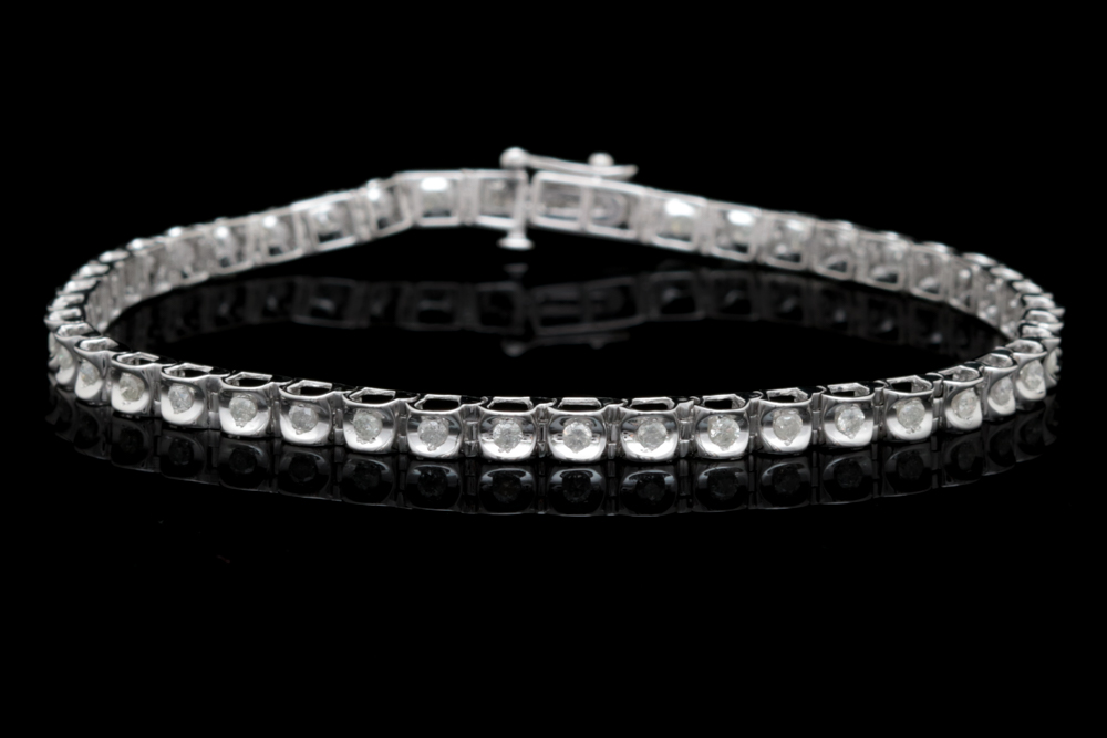 10K White Gold and 1.00 CTW Diamond Tennis Bracelet
