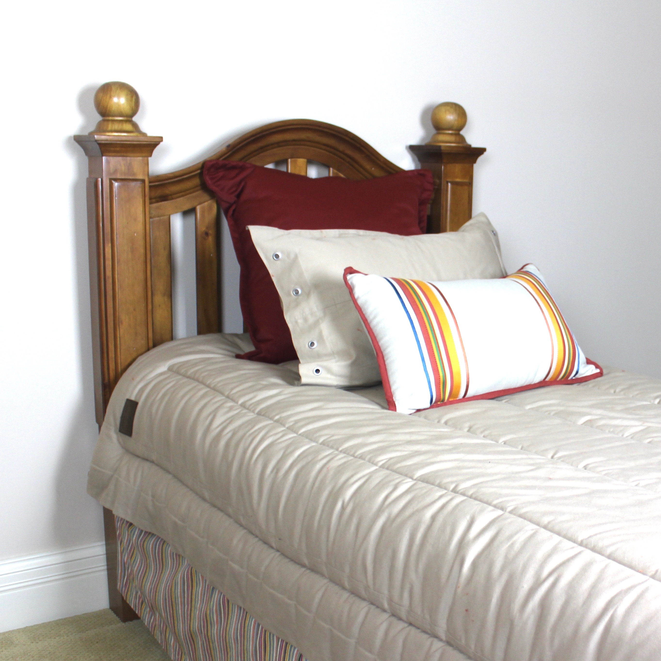 Pair of Tommy Hillfiger Twin Bedding Ensembles