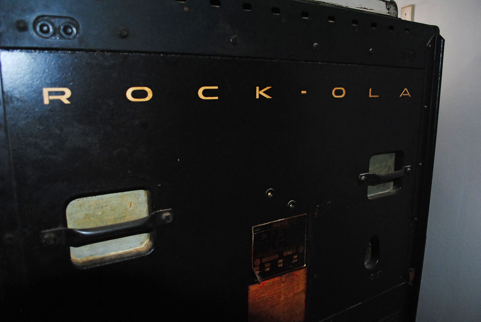 Vintage 1973 Rock-Ola Jukebox