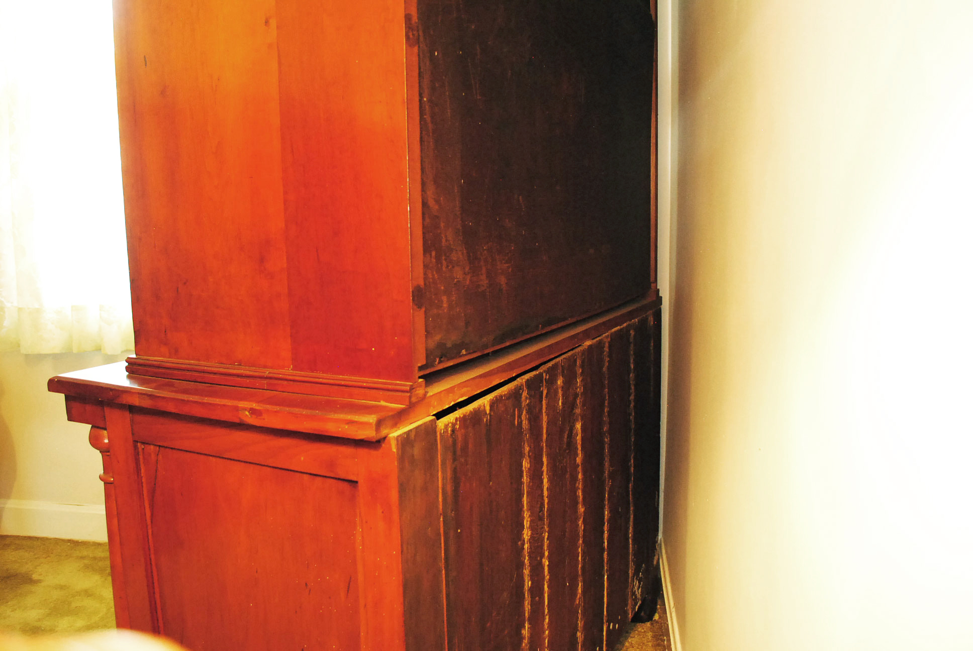 Antique Mid-Atlantic Late Federal Cherry Cupboard / Press