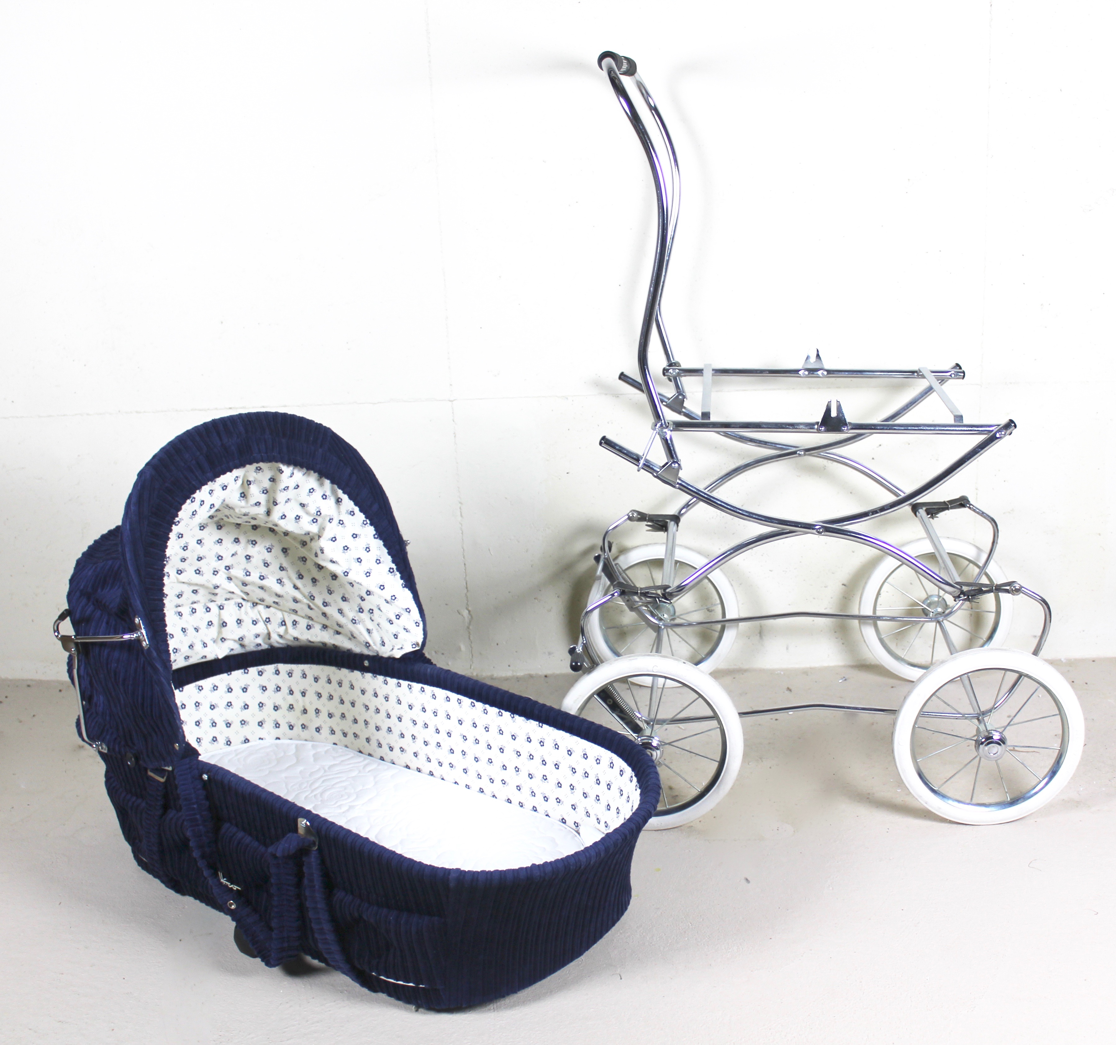 Blue Corduroy Hoco Pram