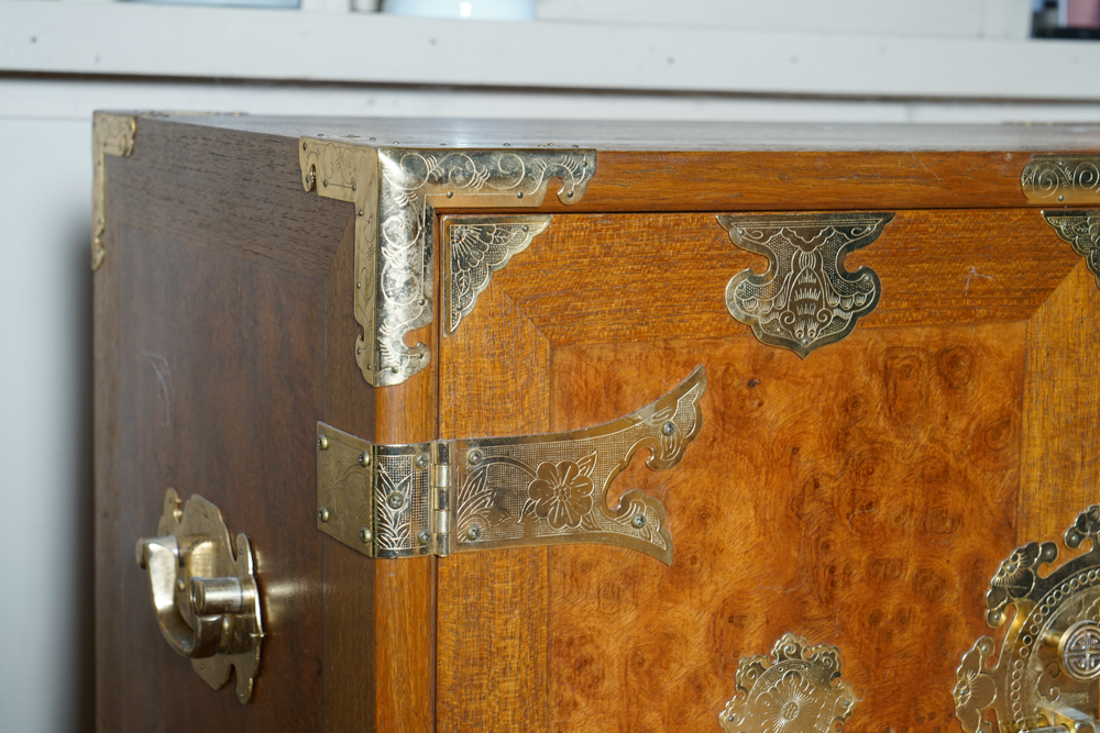Small Korean Tansu Chest in Burled Wood