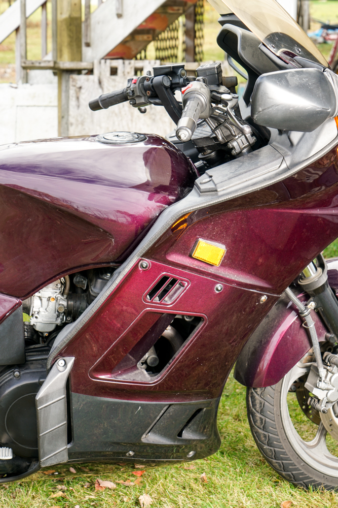 1999 Kawasaki Concours ZG1000 Motorcycle