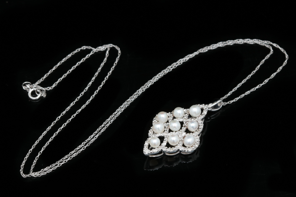 10K White Gold, Freshwater Pearl and Diamond Pendant with Chain