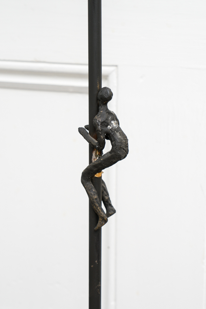 Decorative Iron Stand with Figures in Movement