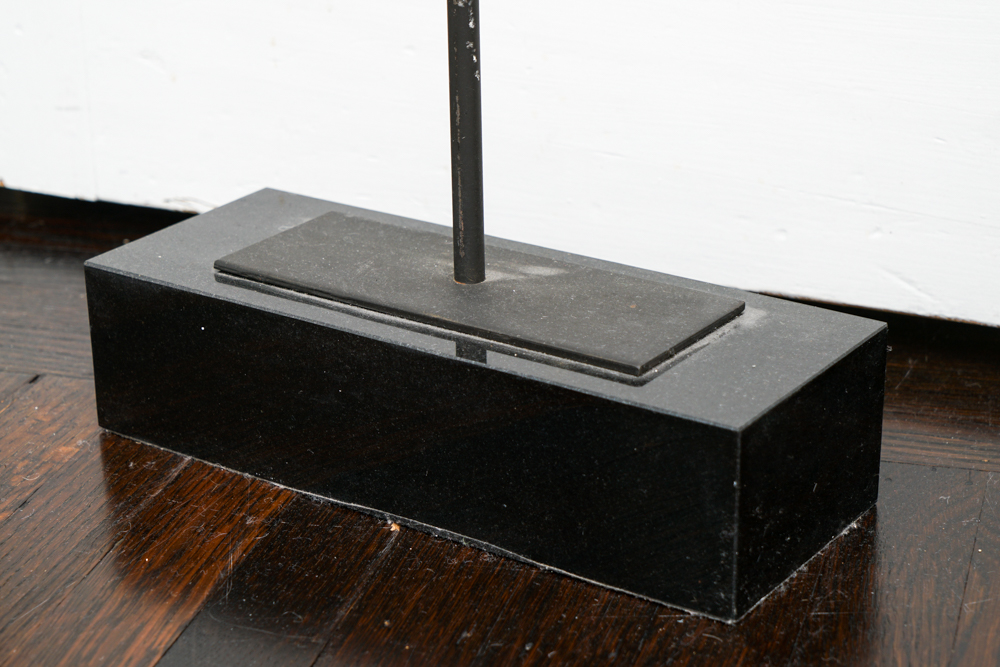 Decorative Iron Stand with Figures in Movement