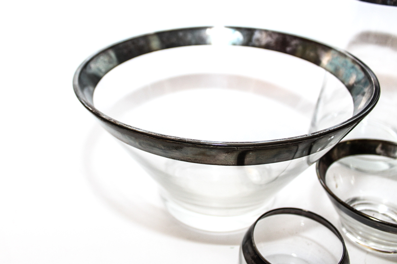 Dorothy Thorpe Style Modern Glass Serving Assortment