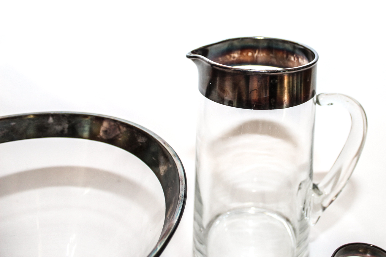 Dorothy Thorpe Style Modern Glass Serving Assortment