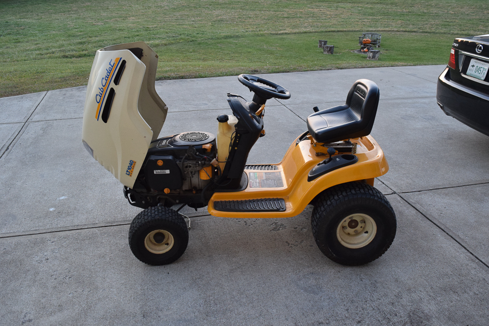 Cub Cadet Riding Lawn Mower