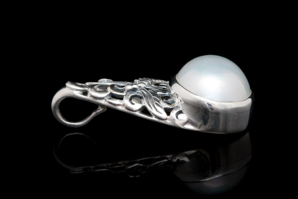 Sterling Silver and Mabé Pearl Pendant