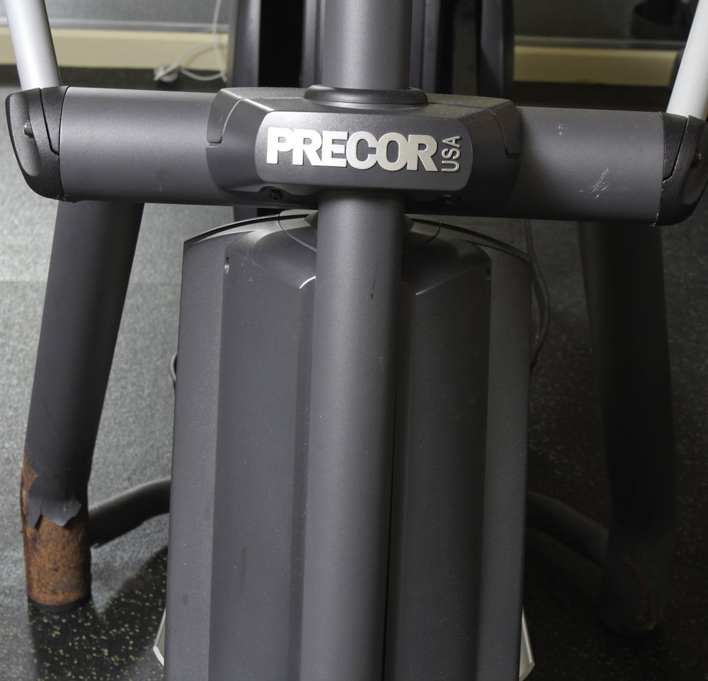 Precor EFX 546 Elliptical Trainer