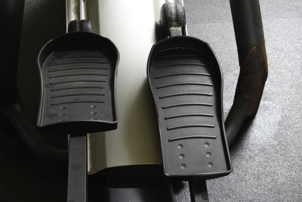 Precor EFX 546 Elliptical Trainer