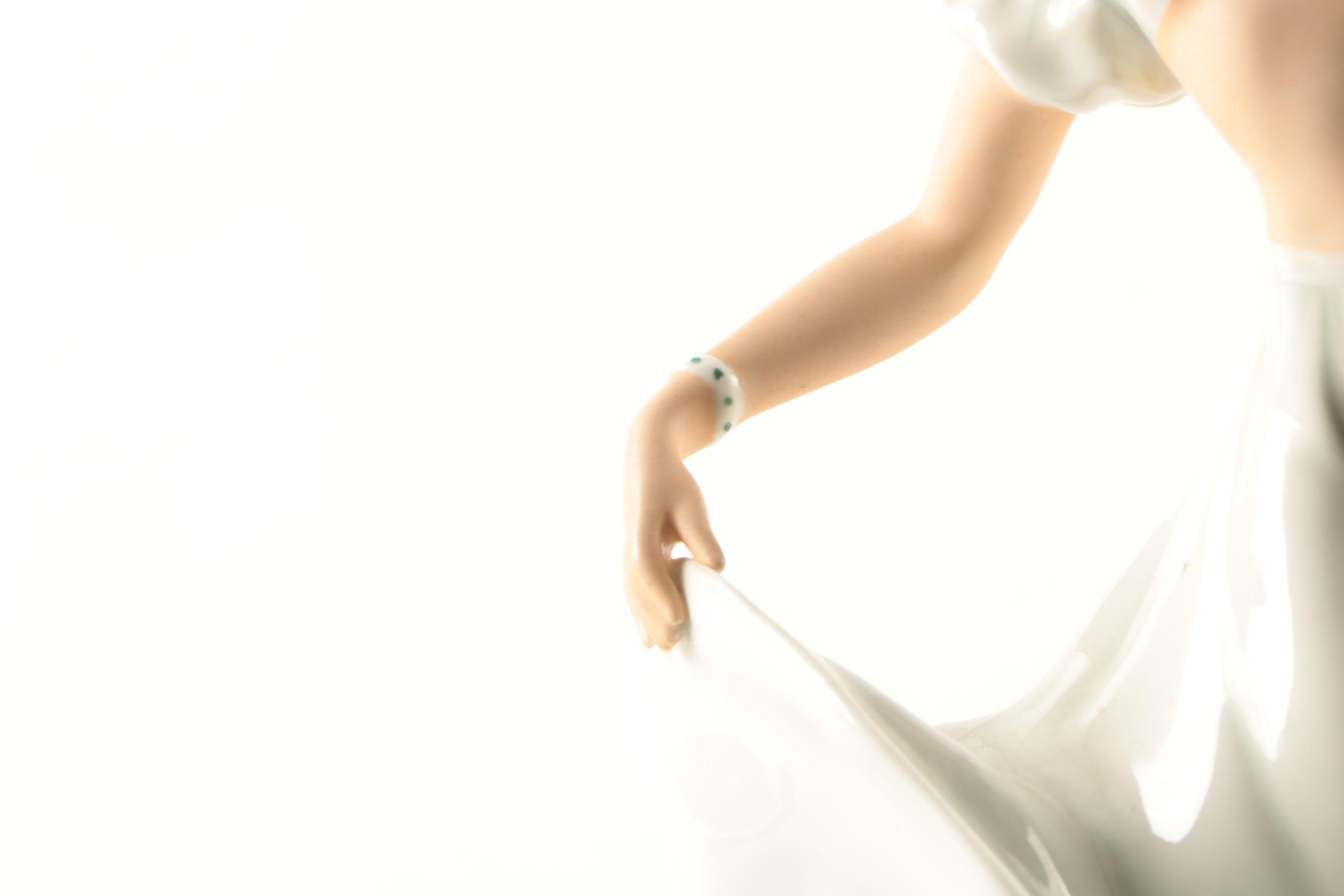 Schaubach Kunst Porcelain Art Deco Dancer Figurine