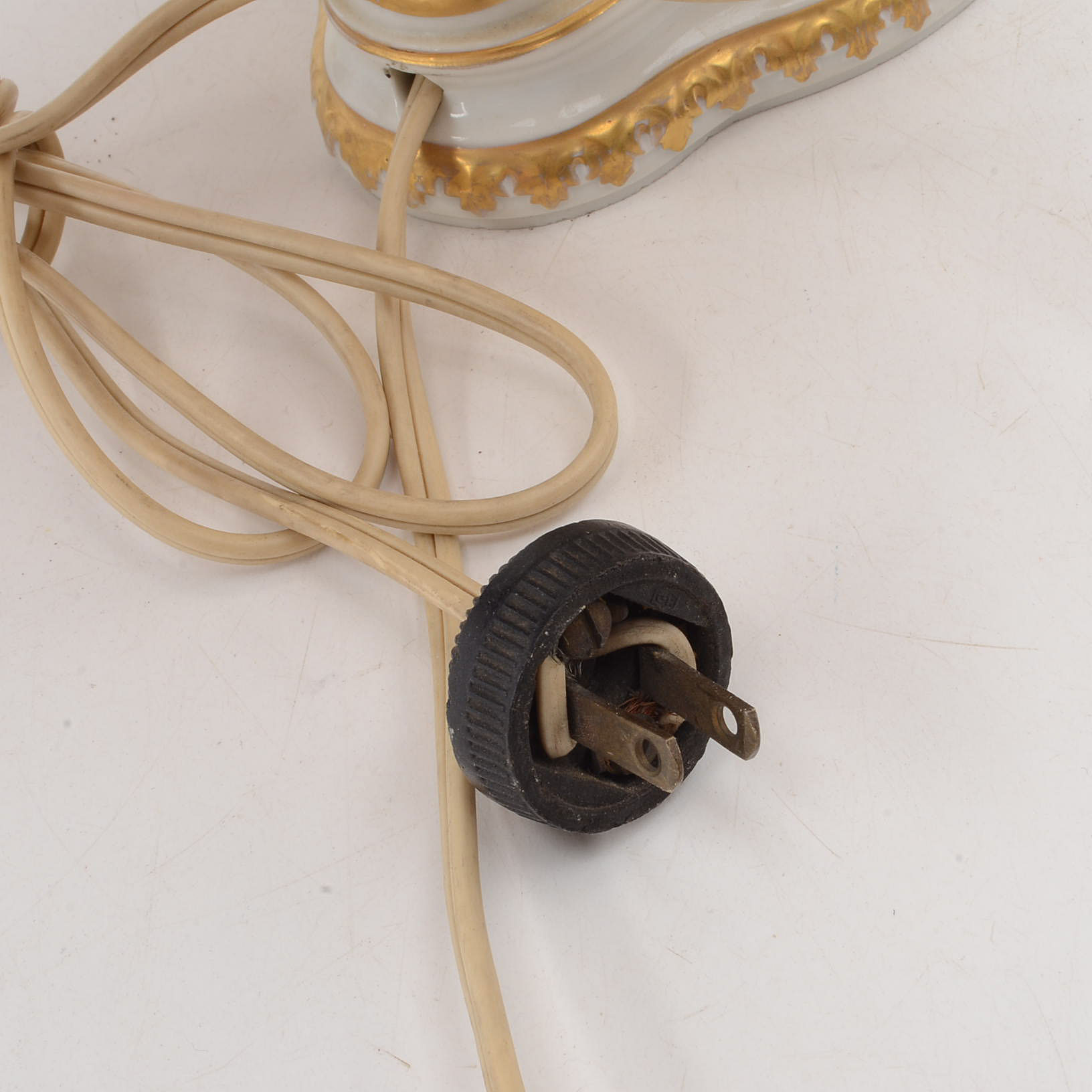 Muller and Co Dresden Lace Figural Porcelain Lamp