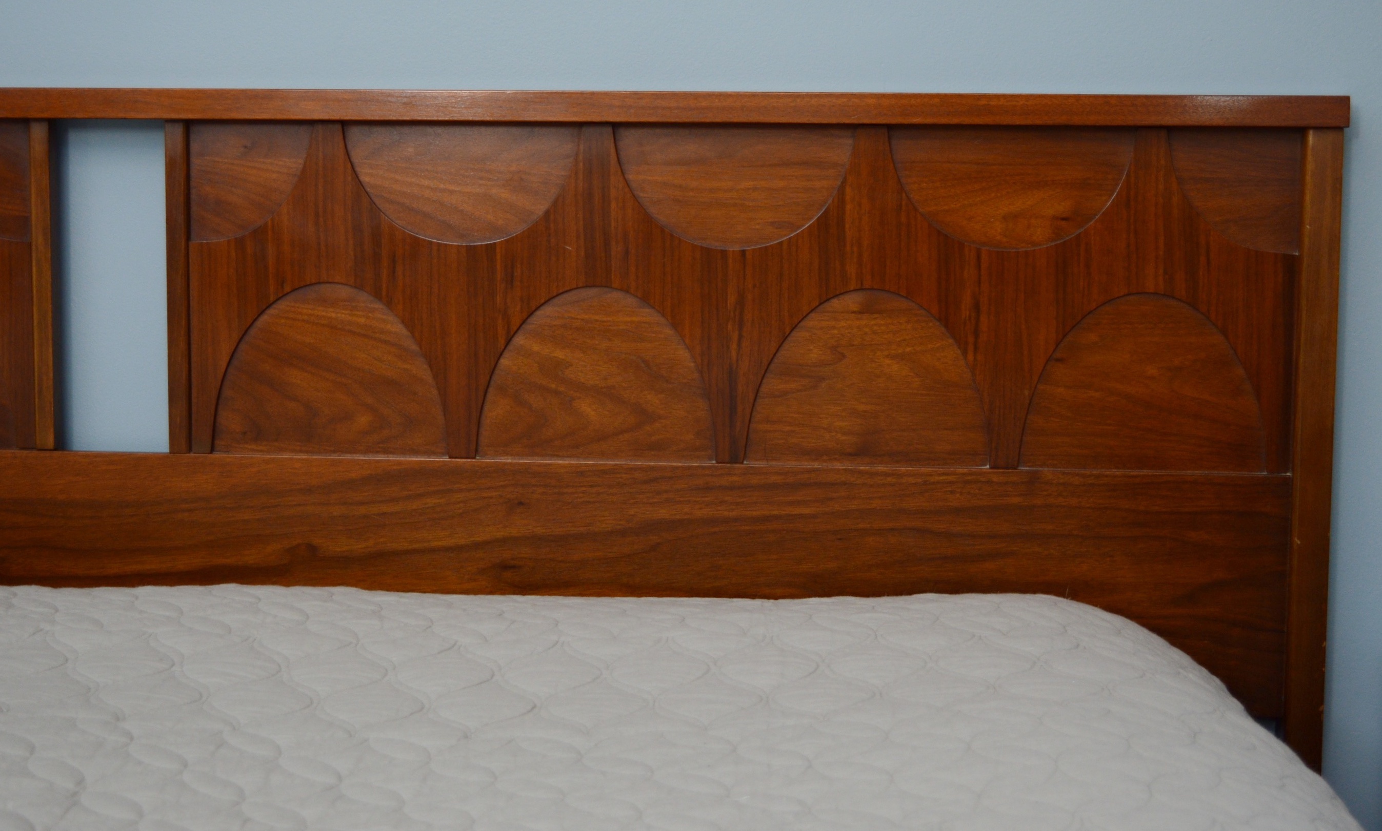 Broyhill Brasilia Mid Century Modern King Size Headboard