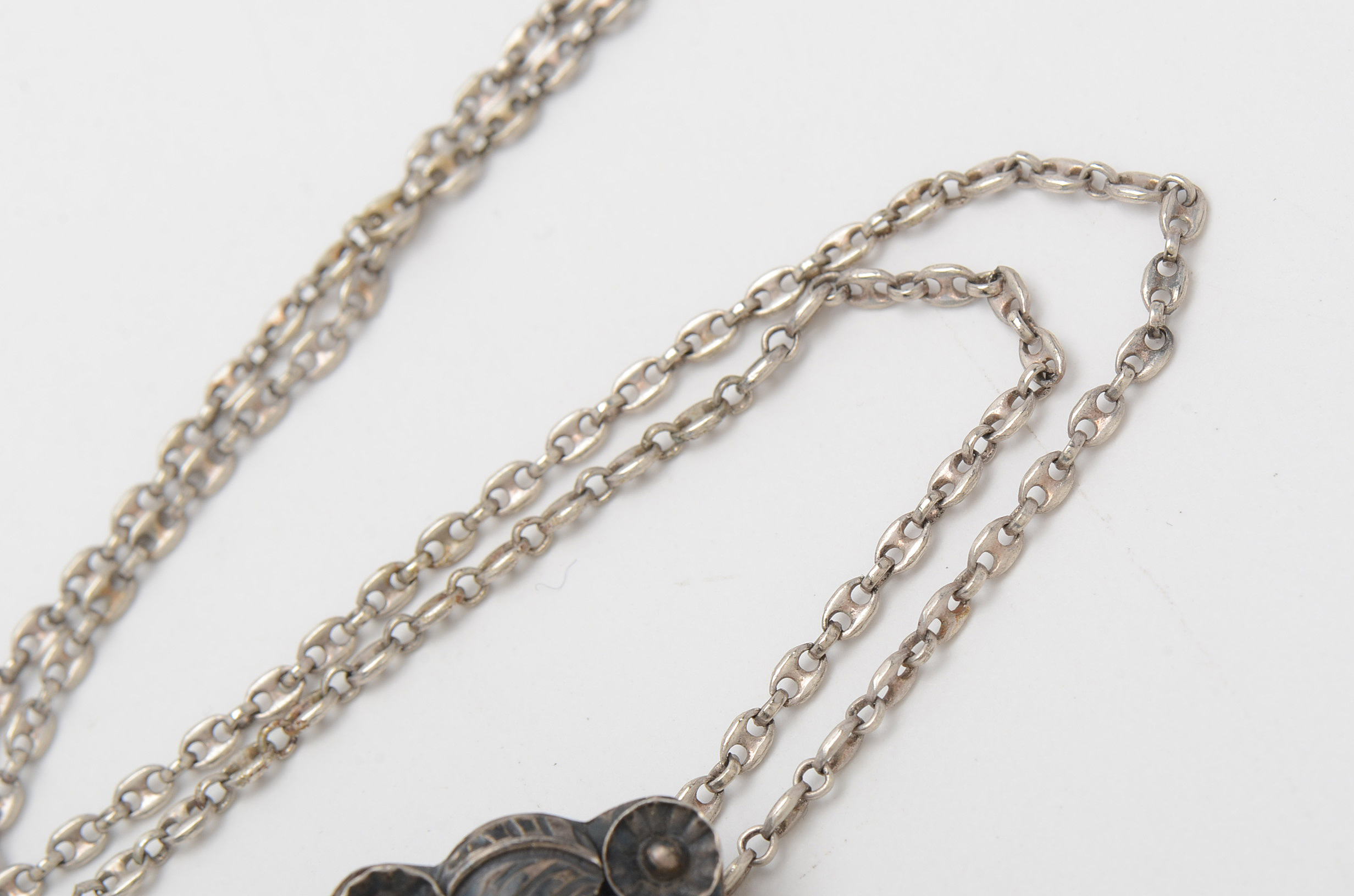 Native American Style 800 Silver Dyed Howlite Squash Blossom Pendant Necklace