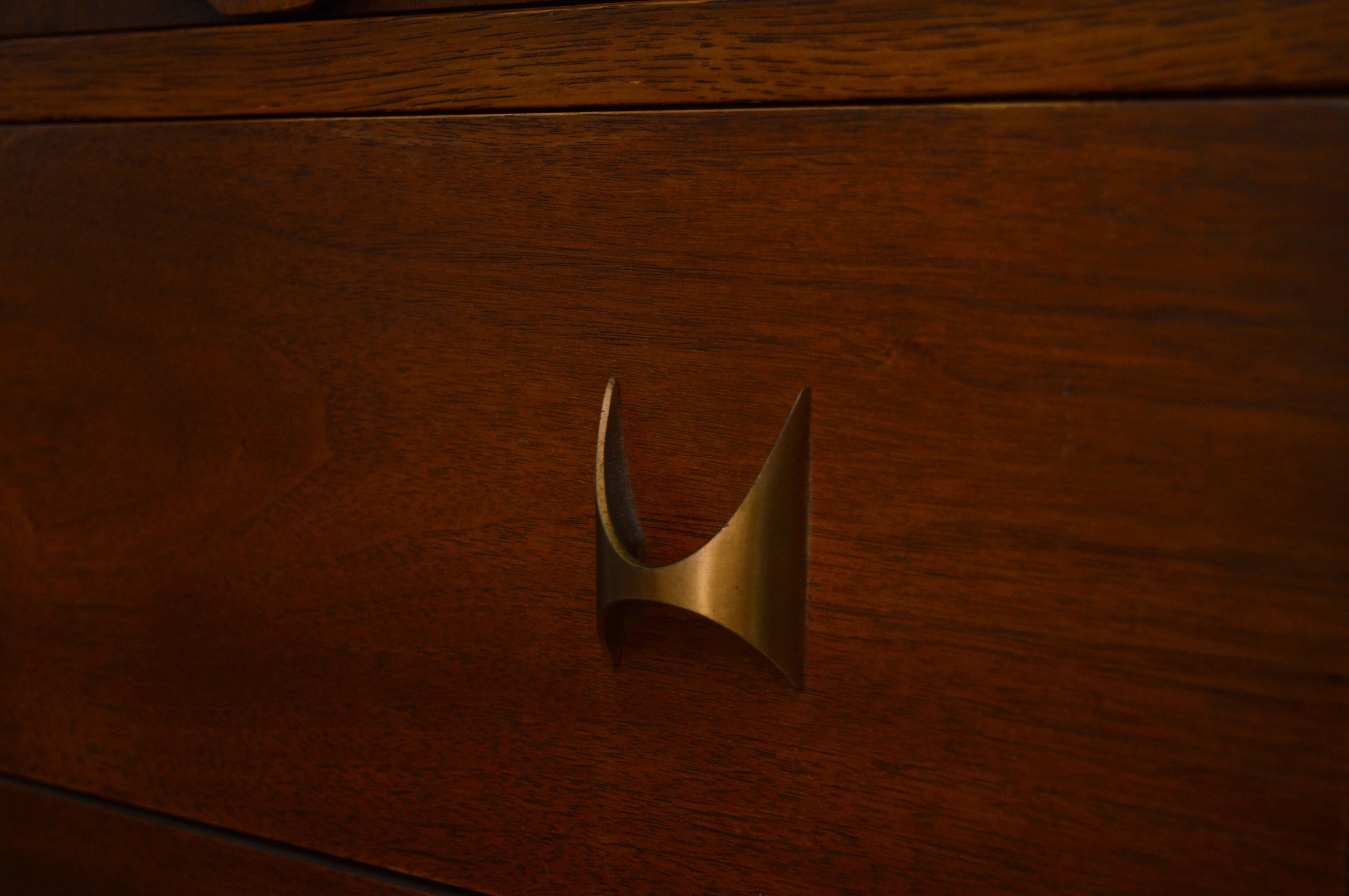 Broyhill Brasilia Chest of Drawers